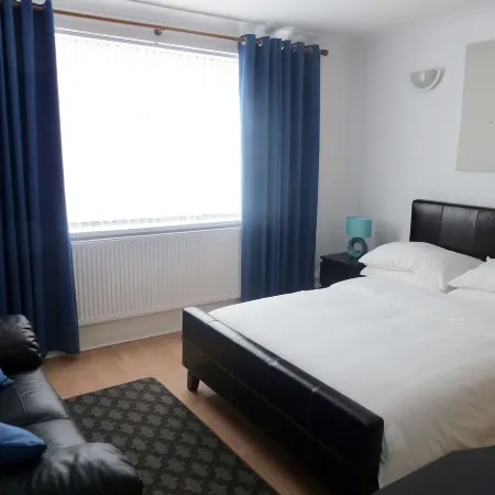 3 Luxury En-suite Bedrooms