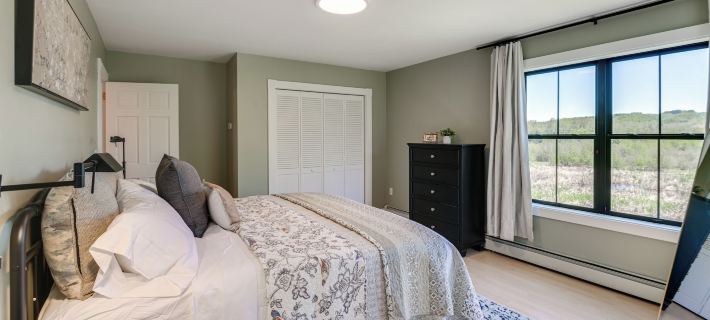Pond Views: Spacious Family Home in Presque Isle! Hotels in Aroostook County
