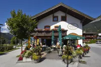 Hotel Klingler Hotel a Strass im Zillertal