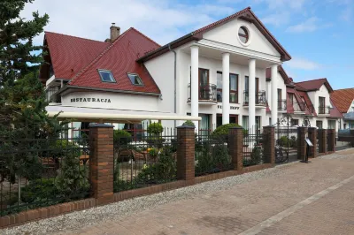 Villa Hoff Wellness & Spa Hotels near Plac Zabaw