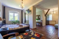 Palac Mysliwski Orle Solutions Hotels in Walcz County