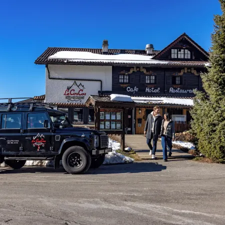 Le Coucou Hotel Restaurant & Lounge-Bar Отели рядом с достопримечательностью «Caux Palace»