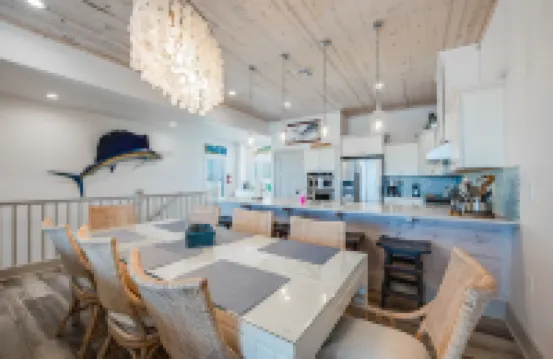 By Air & by Sea - Homestays