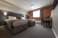 Wilmslow Lodge Hotels in Handforth