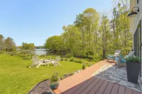 Oceanfront Studio w/ Private Dock in Harpswell! - 4-Star