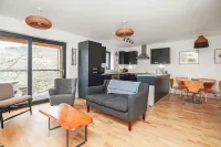 27 Strathtay Lodges Hotels in Kenmore