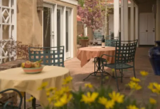 Four Kachinas Bed & Breakfast Inn