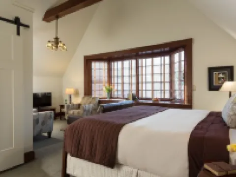 Settlers Inn Hotels in Wayne County