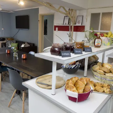 Flensbed Hotel & Hostel