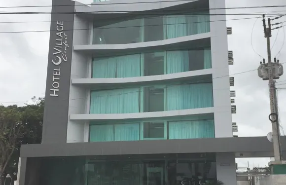 大坎皮納康福特村酒店