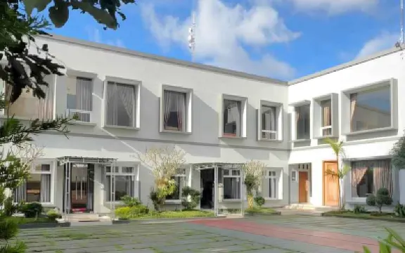 De Villa Cetho Hotel di 