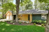 Spacious Home on Beaver Lake w/ Deck & Fire Pit! - 3-Star
