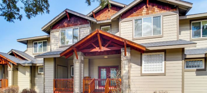Pool & Hot Tub Access! Running Y Retreat w/ Deck Hotele w: Klamath County