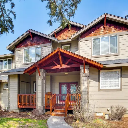 Pool & Hot Tub Access! Running Y Retreat w/ Deck