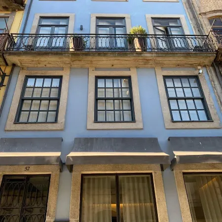 Belomont52 Guest House Отели рядом с достопримечательностью «Паласио да Больза»