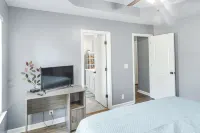 Above-Ground Pool & Backyard at Murfreesboro Home! - Homestays