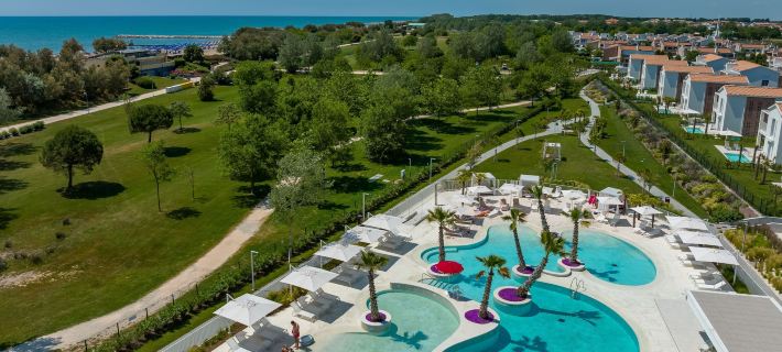 Pareus Beach Resort Hotele w: Caorle