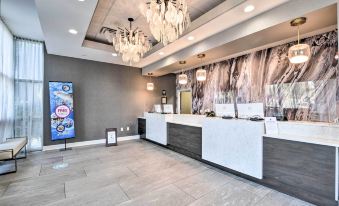 Beachfront Condo in Myrtle Beach w/ Pool Access