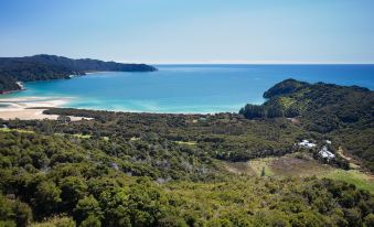 Awaroa Lodge