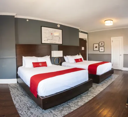 The Queensbury Hotel Hotels in Argyle