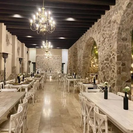 Hotel Montebello