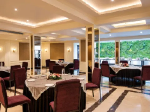 เดอะ วินเทจ ศรีนกา ที่ ดาล เลค โรงแรมในศรีนาการ์