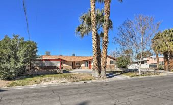 Elegant Home w/ Pool Table: 3 Mi to Vegas Strip!