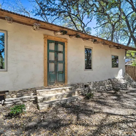 Unique Stay Historic Home Along Blanco River