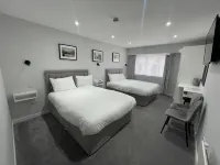 Airlie Arms Hotel Hotels in Alyth