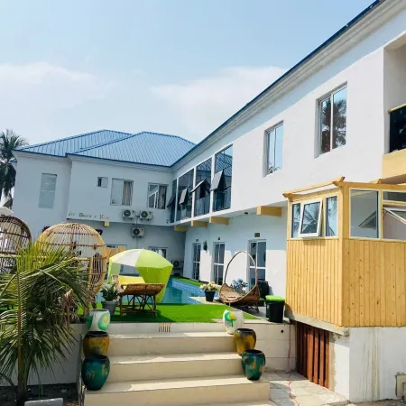 Jet Beach & Hotel