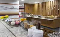 宜必思卡斯卡韋爾酒店 - 早餐
