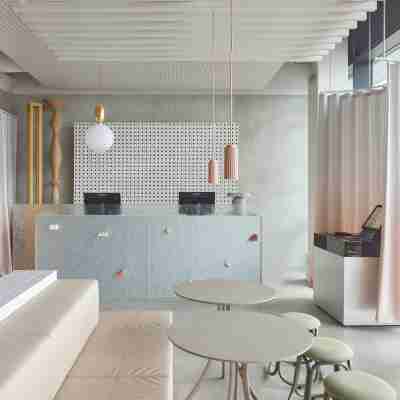 Locke at East Side Gallery Dining/Meeting Rooms