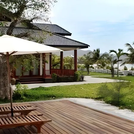 Aniise Villa Resort