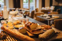 Hôtel le d'Avaugour - breakfast