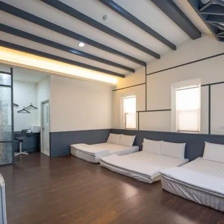 Yuanjyuge B&B