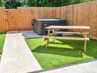 Little Rissington - Barn Eight - Jacuzzi