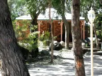 Honeysuckle Cottages Hotels in Stanthorpe