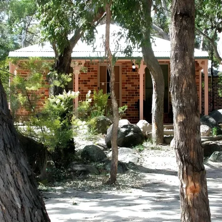 Honeysuckle Cottages