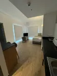 Sunflower Hotel Apartments - Pemandangan Pantai