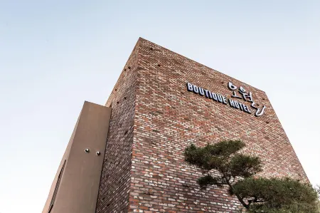 Icheon O-World Motel