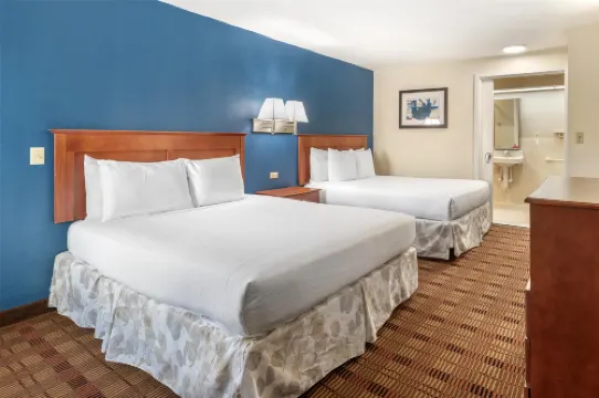 SureStay Hotel by Best Western East Brunswick