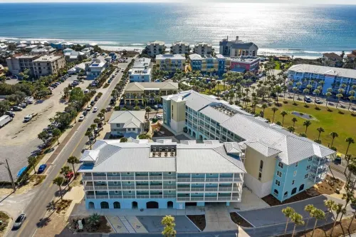 Steps to Beach w View Pool Tennis Luxe Top-Floor Sea la VIE by AvantStay