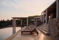 Amanzoe - Uima-altaat