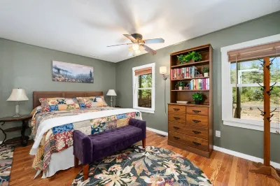 Prescott Mountain Pines Cabin Hotels in Yavapai County