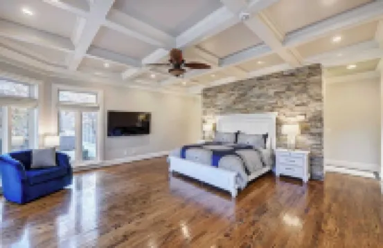 Lakefront Home Private Dock, Tiki Bar, Firepit Shore to Please by Avantstay