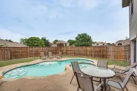 Pet-friendly Allen Home ~ 30 Mi to Dallas! - 3-Star