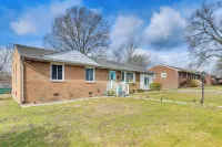 Colonial Heights Home w/ Large Yard & BBQ Grill!