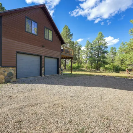 Spacious & Quiet Pagosa Springs Cabin w/ Deck!