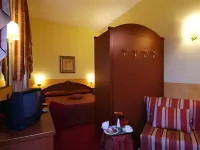 Hotel Majestic Hotels in Opera