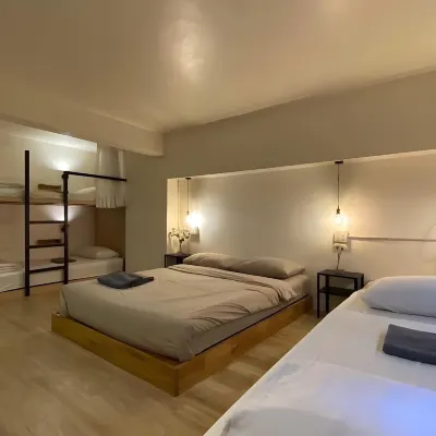 โมโนเมอร์ โฮสเทล แบงคอก โรงแรมใกล้ราชเทวี